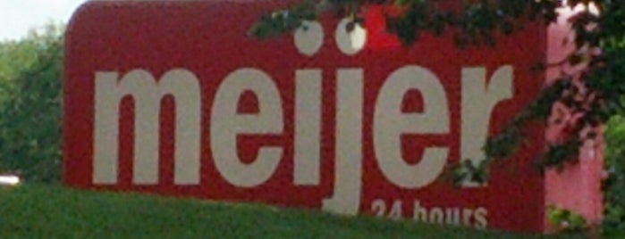 Meijer is one of Lugares favoritos de Xinnie.