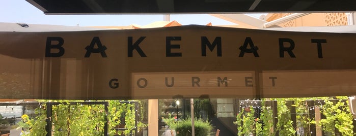 Bakemart Gourmet is one of Tempat yang Disukai Maryam.