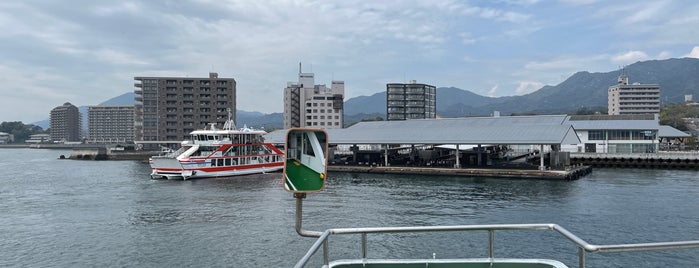 Miyajimaguchi Ferry Boat Terminal is one of Sannomiya-Miyajiguchi.