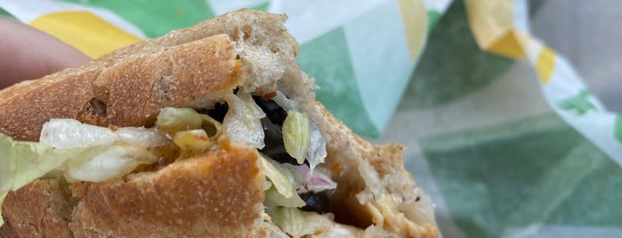 Subway is one of The 7 Best Places for Fritos in Nashville.