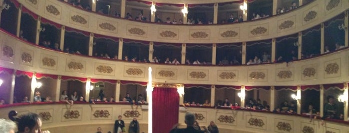 Teatro Persiani is one of Teatri delle Marche.