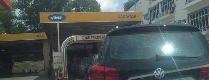 Car Wash Smart Cyclone Puchong is one of ꌅꁲꉣꂑꌚꁴꁲ꒒さんのお気に入りスポット.