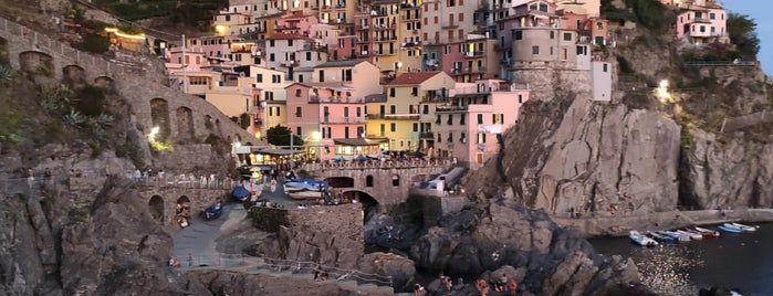 Cinque Terre is one of Firenze.