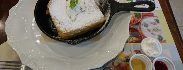 雪のはな dessert Cafe is one of Tokyo.
