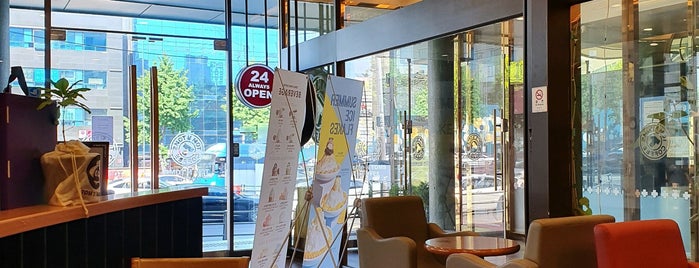 TOM N TOMS COFFEE is one of 24hrs • Seoul.