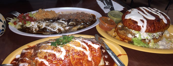 Teresa's Mexican Grill is one of Locais salvos de Cheearra.