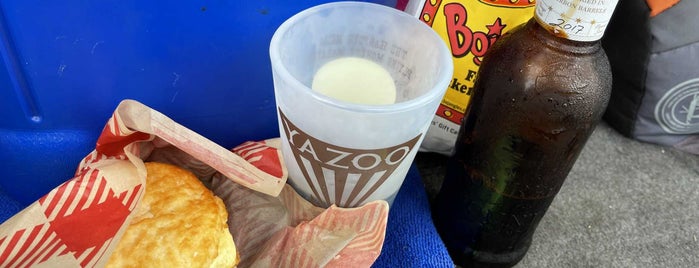 Bojangles' Famous Chicken 'n Biscuits is one of The 15 Best Places for Buttermilk in Nashville.