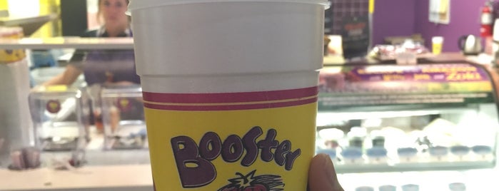Booster Juice is one of Orte, die Dan gefallen.