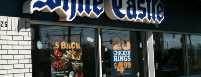 White Castle is one of Jonnyさんのお気に入りスポット.