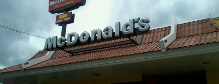 McDonald's is one of สถานที่ที่ Vanessa ถูกใจ.