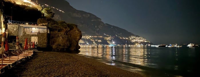 Spiaggia del Fornillo is one of Positano.