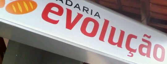 Padaria Evolução is one of Locais curtidos por Thiago.