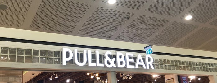 Pull&Bear is one of Lisboa.