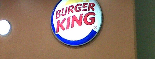 Burger King is one of Orte, die Omar gefallen.