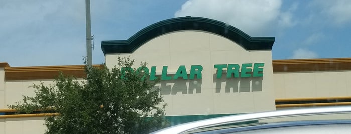 Dollar Tree is one of Eboneeさんのお気に入りスポット.