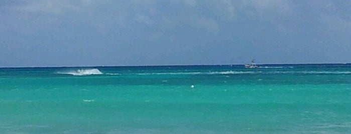 Playa Maya is one of Cancún.