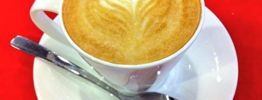Bellagio Coffee & Pastry 2 is one of Lugares favoritos de Shonya.