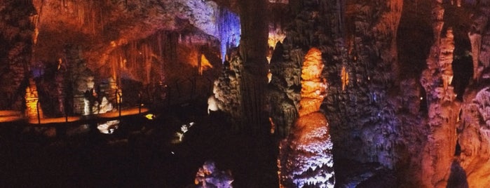 The Stalactite Cave is one of สถานที่ที่ Tatiana ถูกใจ.