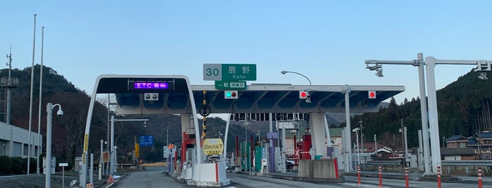 鹿野IC is one of 中国自動車道.