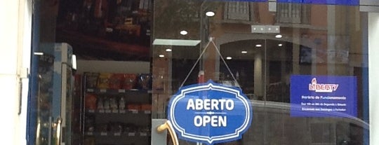 Liberty American Store is one of Tempat yang Disukai Ricardo.