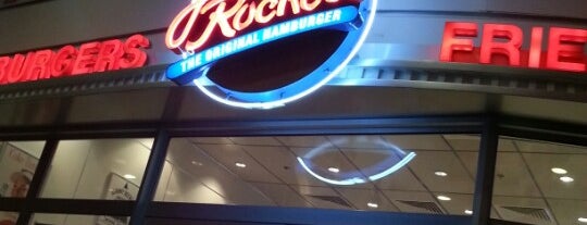 Johnny Rockets is one of Dalalさんの保存済みスポット.