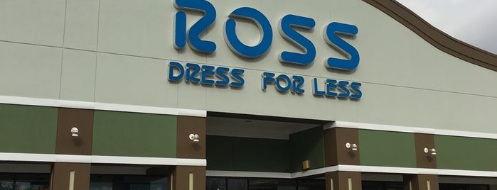Ross Dress for Less is one of Locais curtidos por Dianey.
