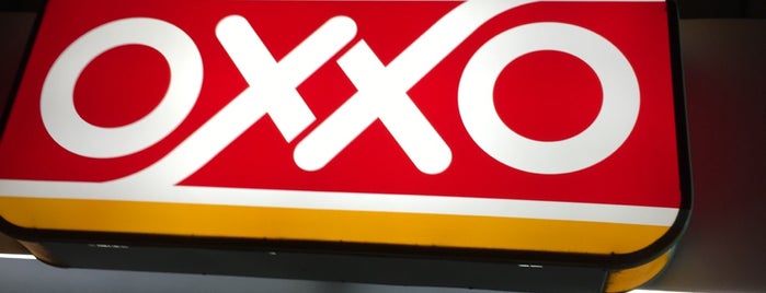 Oxxo is one of Favoritos.