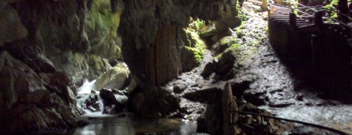 Caverna do Diabo is one of MG-SP-SC.