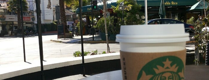 Starbucks is one of Must visit in Viña del Mar.