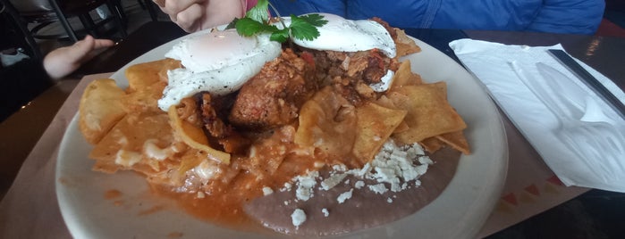 Los Chilaquiles is one of Tijuana Food.