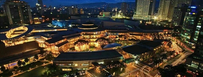 Blue Elephant Sky Lounge is one of สถานที่ที่ Danny ถูกใจ.