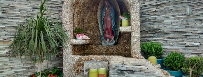 Paróquia Nossa Senhora de Guadalupe is one of สถานที่ที่ Raniê ถูกใจ.