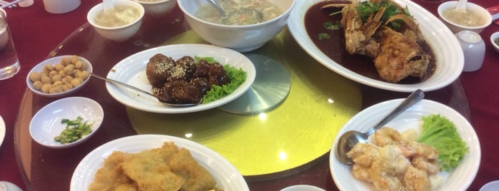 NorthEastern Seafood Chinese Cuisine 东北海鲜馆 is one of Tanjung bungah.