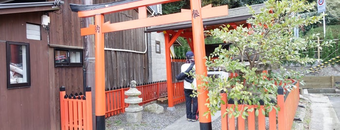 白菊大明神・白髭大明神 is one of 石山寺の堂塔伽藍とその周辺.