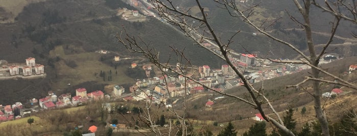 Maçka Çarşı is one of Lugares favoritos de Hicran.