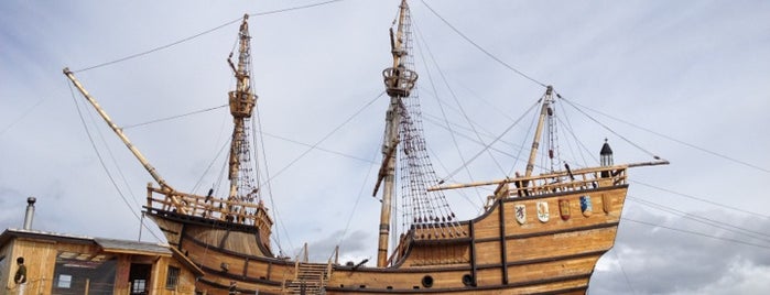 Nao Victoria is one of Ships (historical, sailing, original or replica).