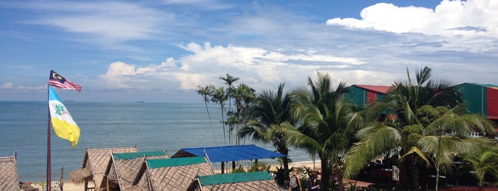 Batu Ferringhi Beach is one of Neu Tea's Penang Trip 槟城 1.