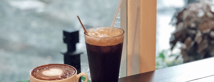 B-Roll Coffee is one of Benny : понравившиеся места.