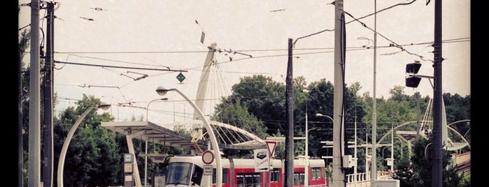 Hlubočepy (tram) is one of Tramvajové zastávky v Praze (díl první).