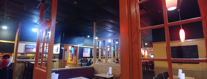 Fuddruckers is one of Places to eat.