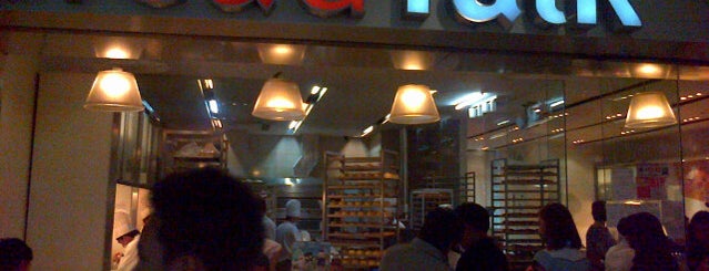 BreadTalk is one of Restaurants.