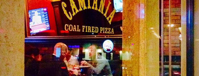 Campania Coal Fired Pizza is one of Lugares guardados de Jess.