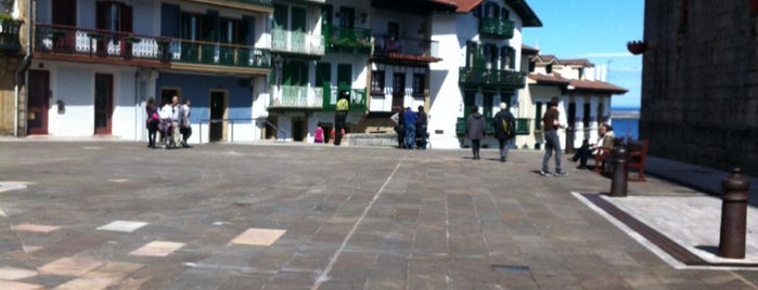 Arma Plaza / Plaza de Armas is one of Lugares favoritos de Joao Ricardo.