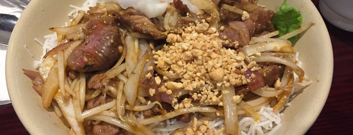 Pasteur Grill and Noodles is one of Brad 님이 저장한 장소.