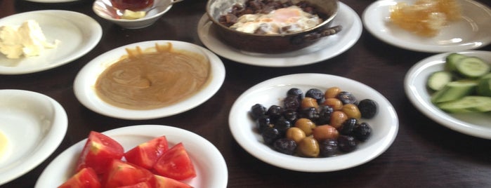 Sır Cafe is one of The 20 best value restaurants in Ankara, Türkiye.