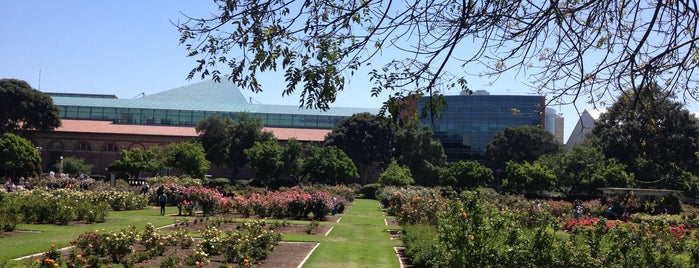 Exposition Park Rose Garden is one of Bric à brac USA.