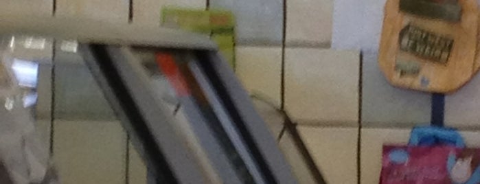 SUBWAY is one of Larry’s Liked Places.