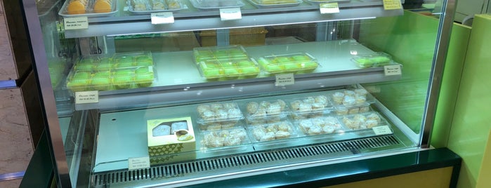 Durian Durian is one of Andre 님이 좋아한 장소.