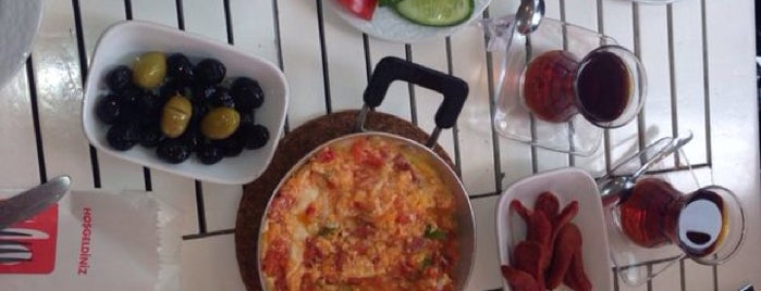 Doğuş Kahvaltı Salonu is one of Elif'in Beğendiği Mekanlar.