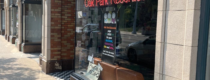 Oak Park Records is one of Locais salvos de Dave.